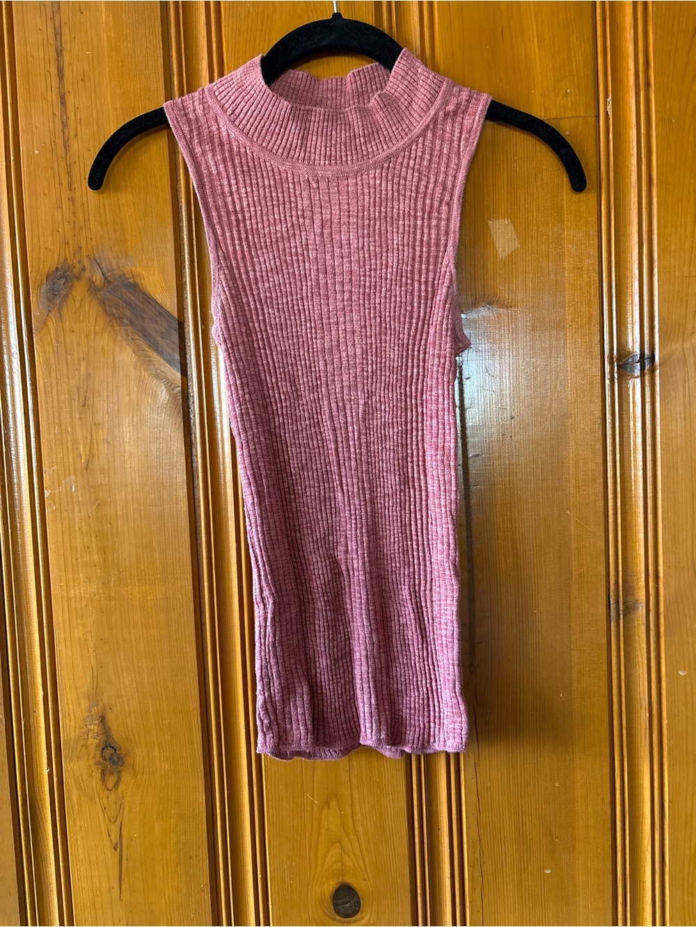 Sun & Shadow Mock Neck Sleeveless Knit Top Sz M